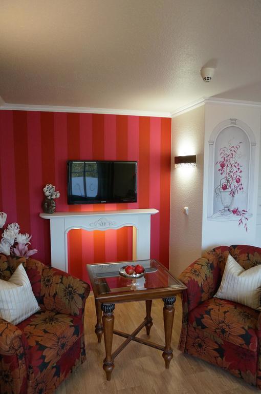 Deluxe Apartments Der "Alten Apotheke" Преров Номер фото